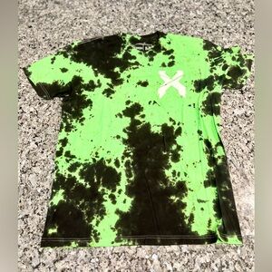 SOLD NWT- Headbanger' Unisex Tie-Dye T-Shirt - Green
Size Medium